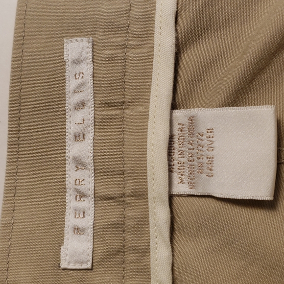 PERRY ELLIS size 33/32 khakies. E60 - Picture 6 of 8